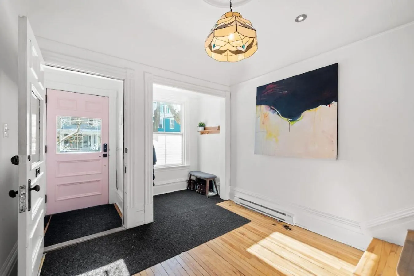 Modern Heritage In Heart Halifax Holiday home